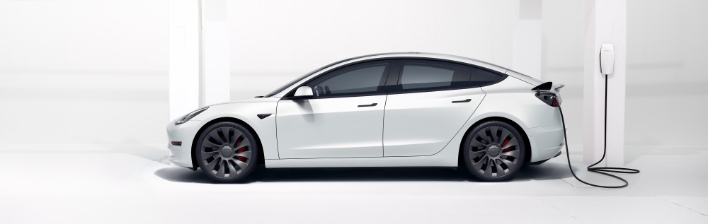 How to charge a Tesla Model 3